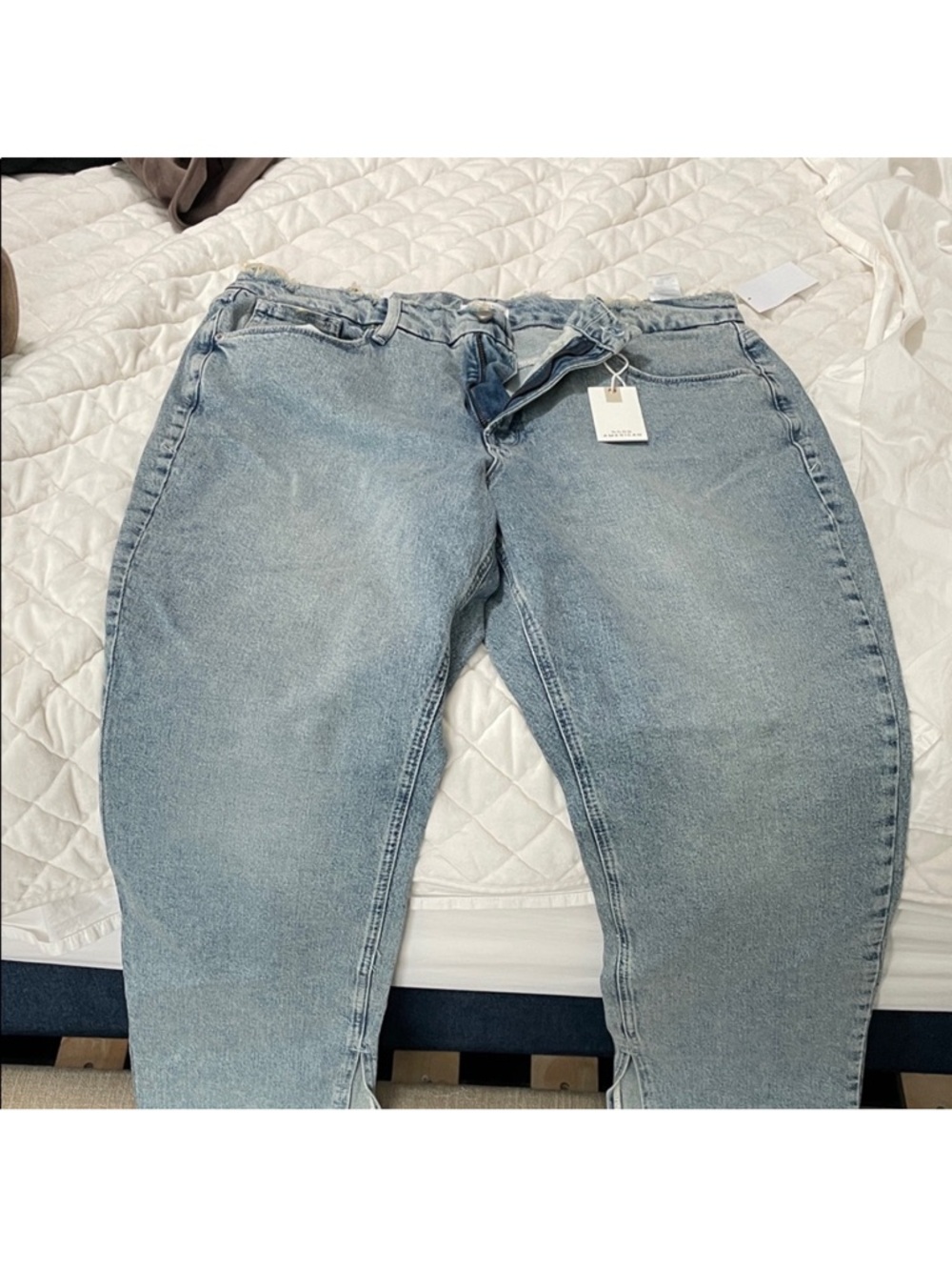 Good American Icon inseam Slit Jean - Picture 9 of 12